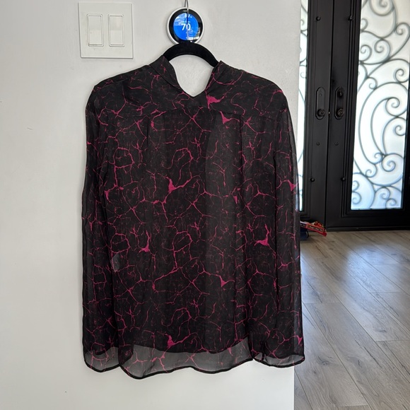 Elegant Black and Pink Women's Top theory size m - Picture 1 of 14